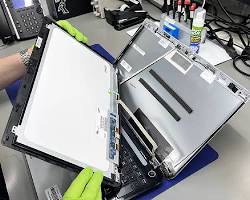 Professional laptop screen repair service in Dubai