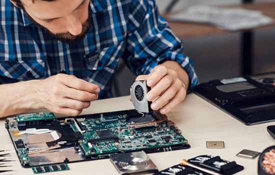 Professional laptop repair and hardware diagnostics for Dubai Marina customers