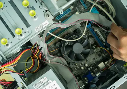 Desktop repair technician providing desktop service in Al Barsha Dubai